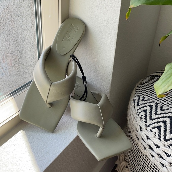 Zara Square Tow Sandal